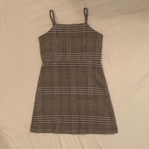 Girls size 8 plaid tank dress black/grey/cream/pink